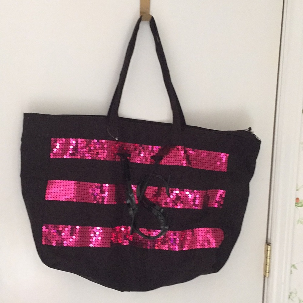 Victoria’s Secret weekender travel bag - Picture 1 of 4